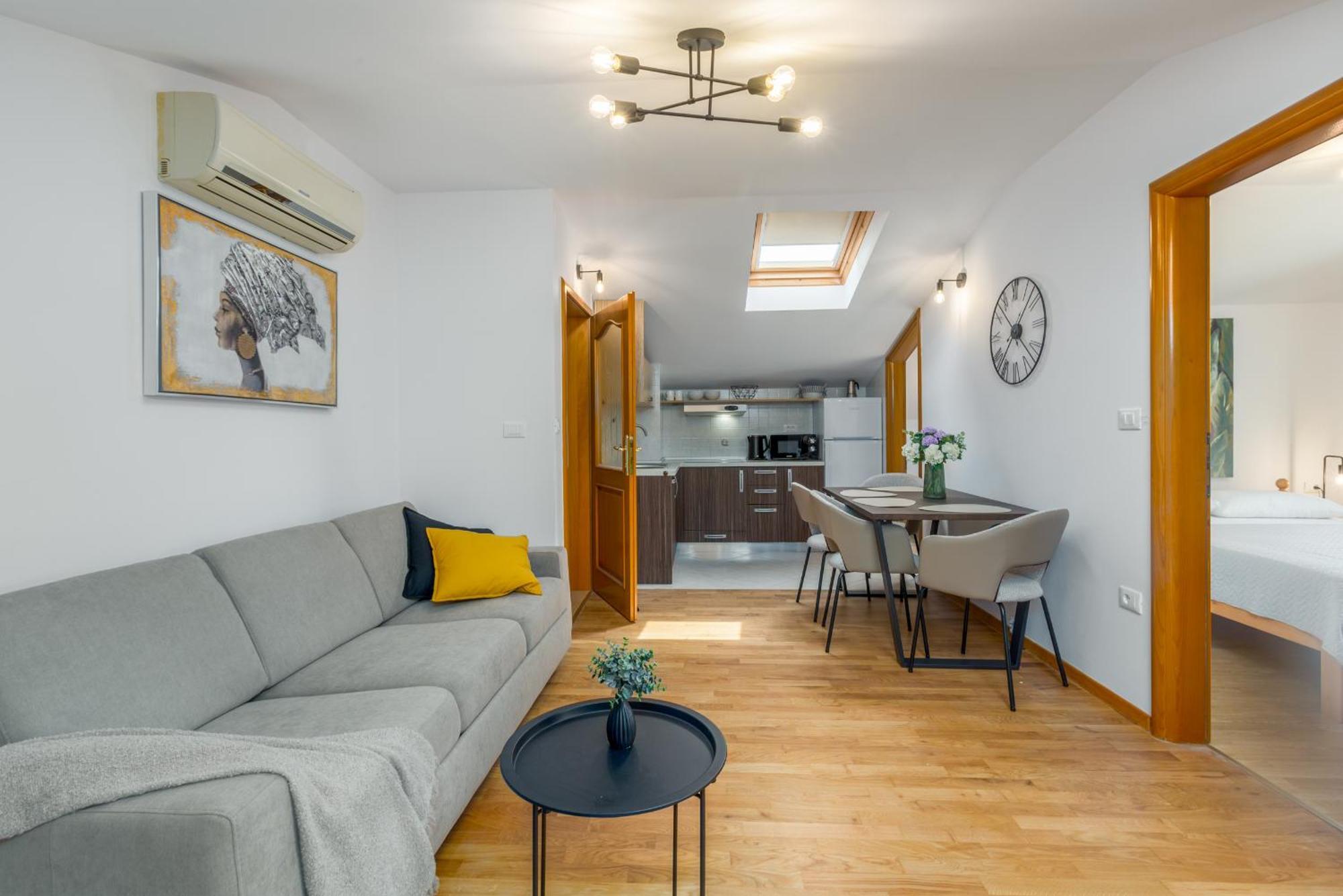 Apartments Bellissima Funtana Eksteriør billede